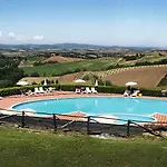 Fattoria Pieve A Salti * Buonconvento