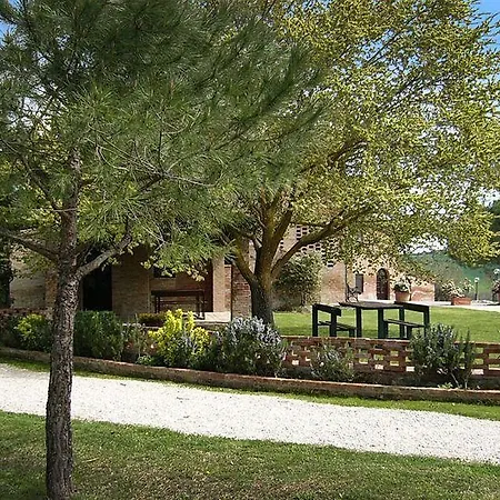 Fattoria Pieve A Salti *